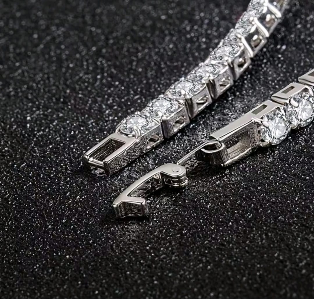 💎 Bracciale Tennis Eleganza Cristallina