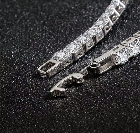 💎 Bracciale Tennis Eleganza Cristallina